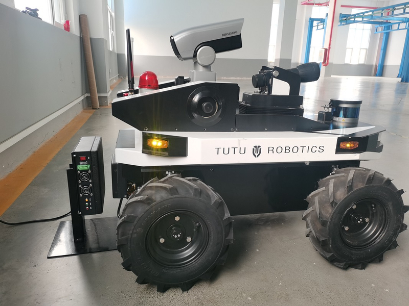 Wheel Outdoor Patrolling Surveillance Security Robots