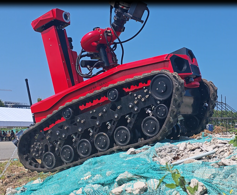 Explosion-Proof Firefighting Robot for Hazardous Industrial Sites from ...